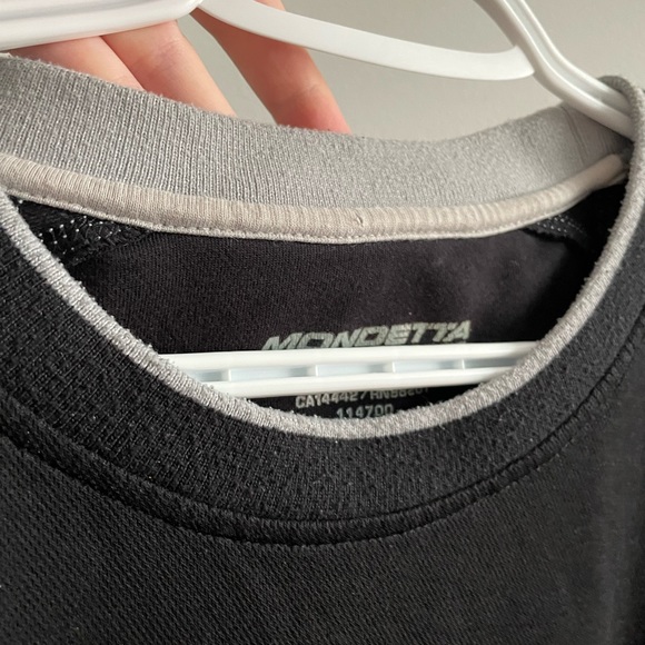 Modetta Exposed Seam Tee - Picture 5 of 7